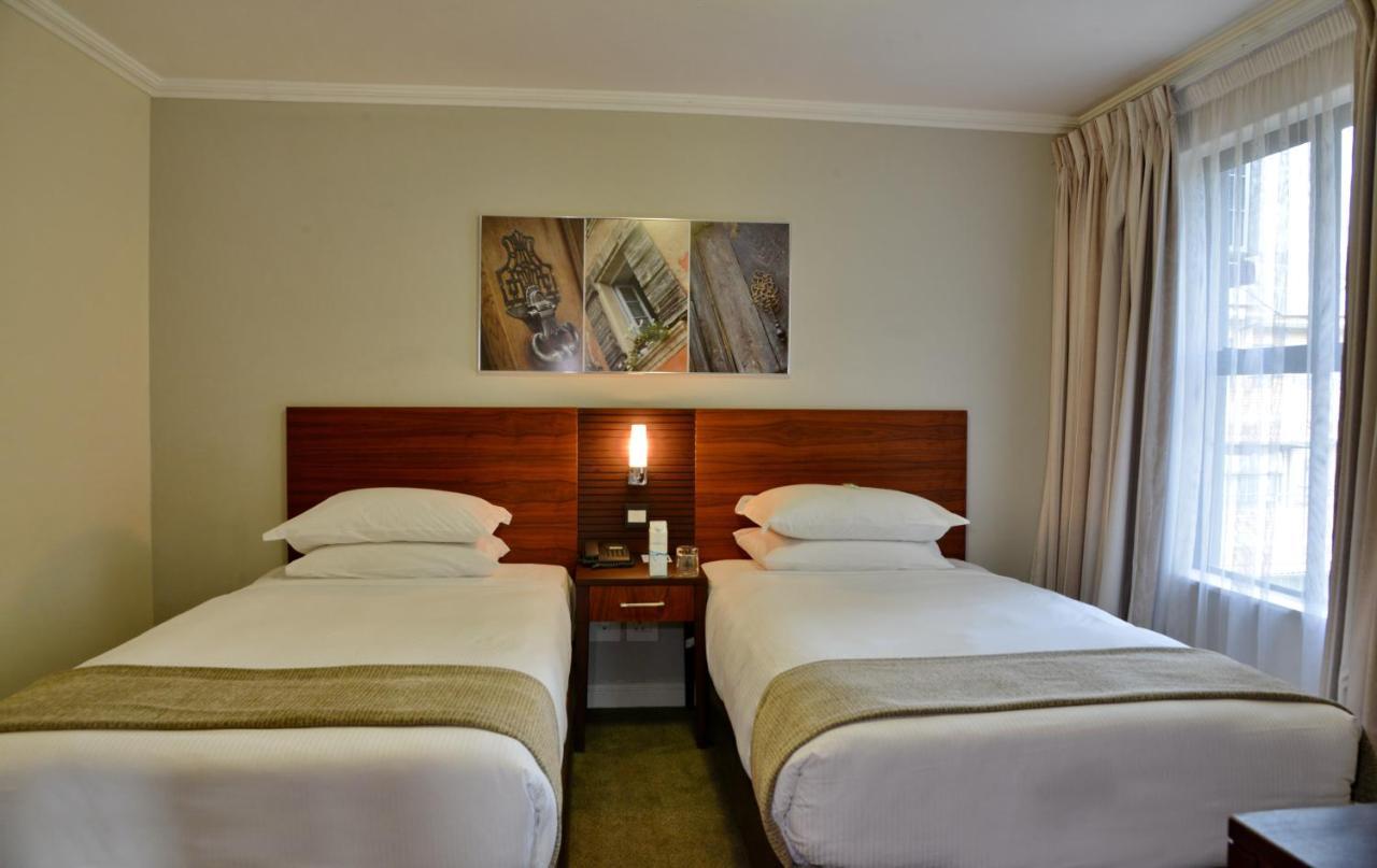 City Lodge Hotel Eastgate Йоганнесбурґ Номер фото